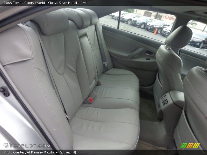 Classic Silver Metallic / Ash 2009 Toyota Camry Hybrid