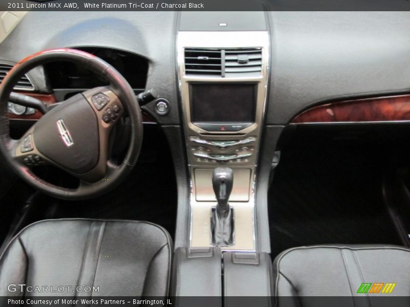 White Platinum Tri-Coat / Charcoal Black 2011 Lincoln MKX AWD