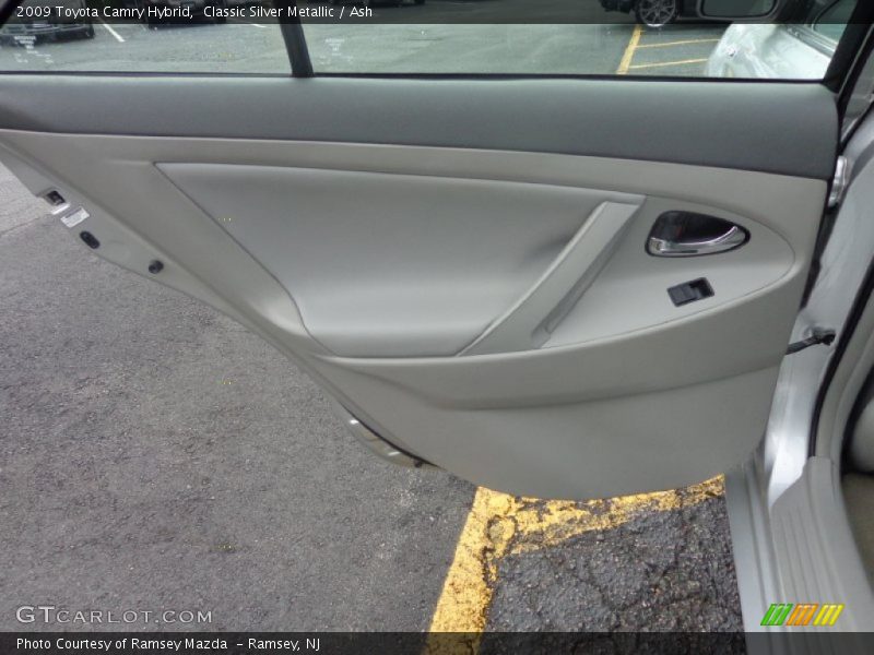 Classic Silver Metallic / Ash 2009 Toyota Camry Hybrid