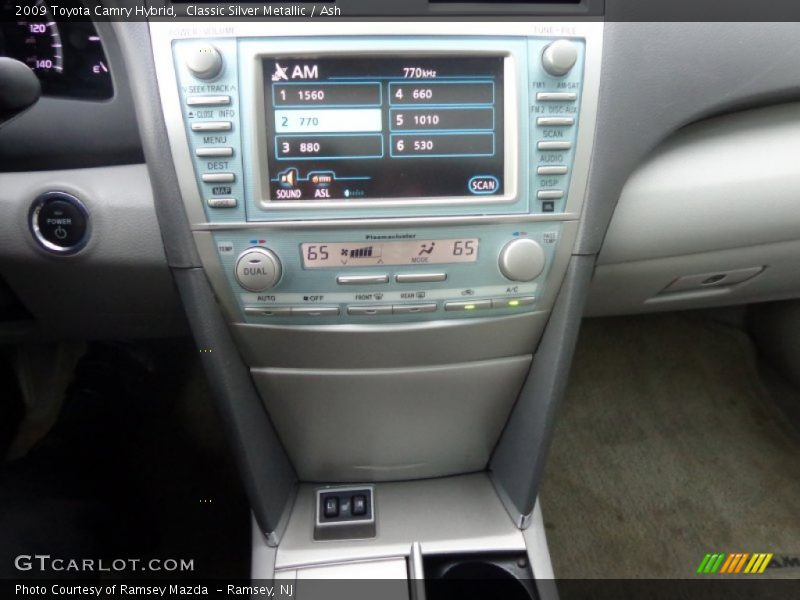 Classic Silver Metallic / Ash 2009 Toyota Camry Hybrid