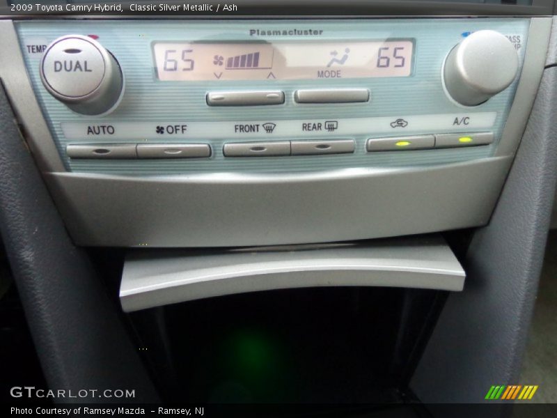 Classic Silver Metallic / Ash 2009 Toyota Camry Hybrid