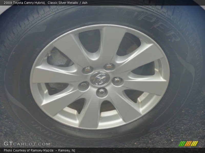 Classic Silver Metallic / Ash 2009 Toyota Camry Hybrid