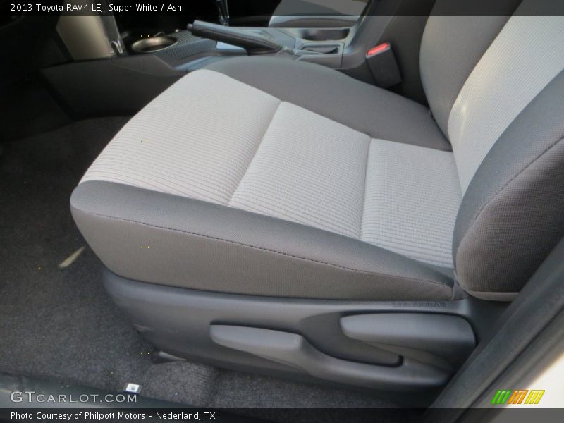 Super White / Ash 2013 Toyota RAV4 LE