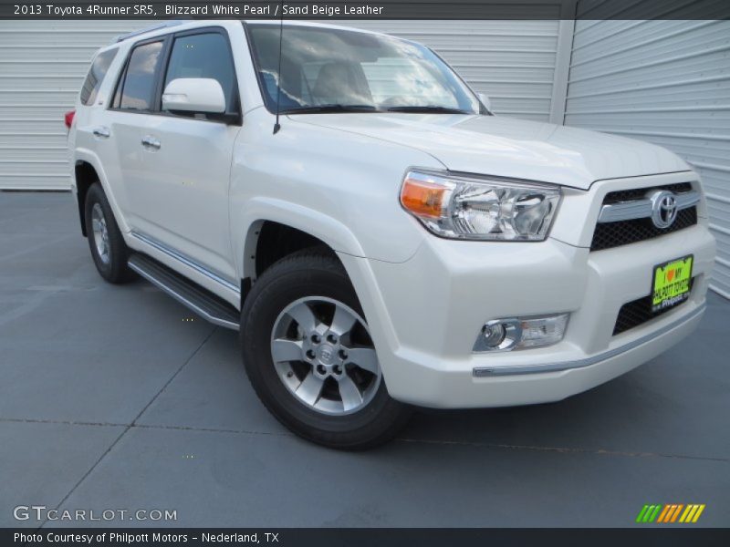 Blizzard White Pearl / Sand Beige Leather 2013 Toyota 4Runner SR5