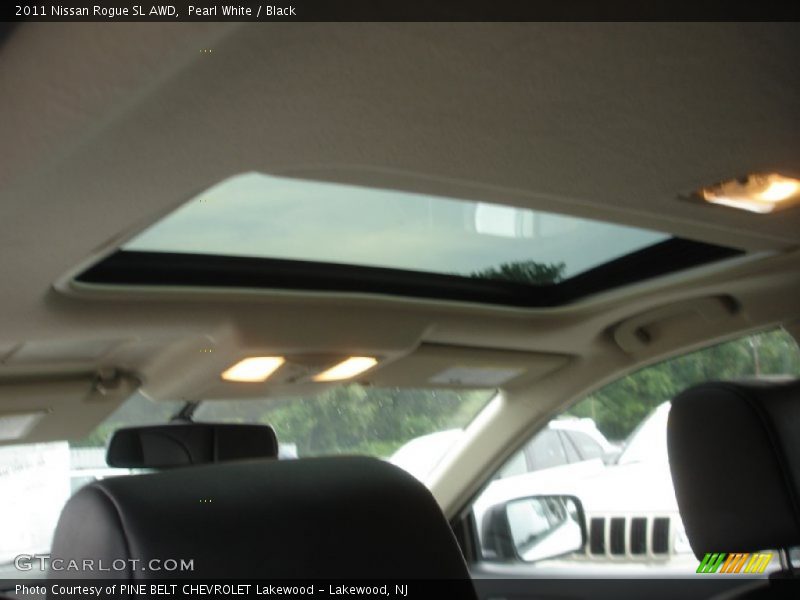 Pearl White / Black 2011 Nissan Rogue SL AWD