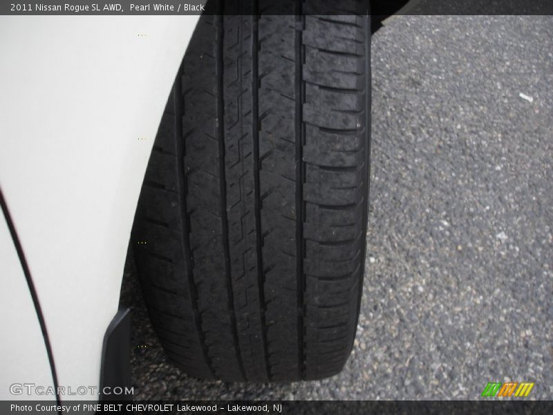 Pearl White / Black 2011 Nissan Rogue SL AWD