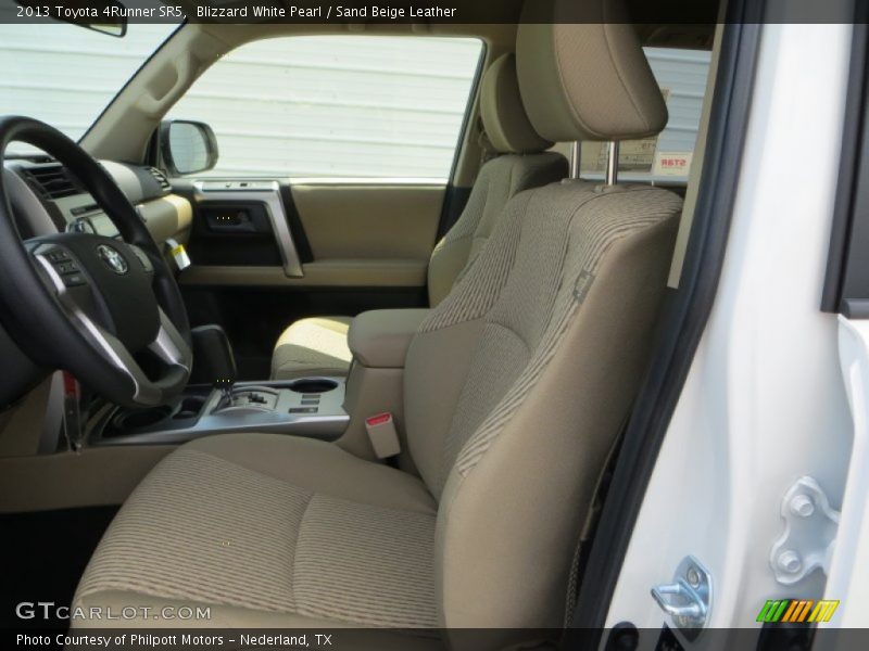 Blizzard White Pearl / Sand Beige Leather 2013 Toyota 4Runner SR5