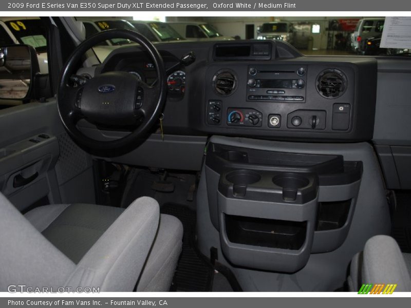 Oxford White / Medium Flint 2009 Ford E Series Van E350 Super Duty XLT Extended Passenger
