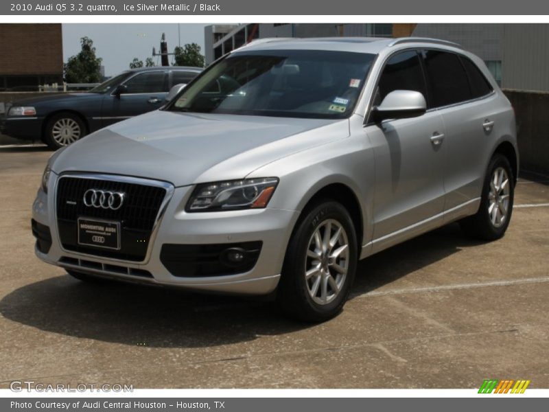 Ice Silver Metallic / Black 2010 Audi Q5 3.2 quattro