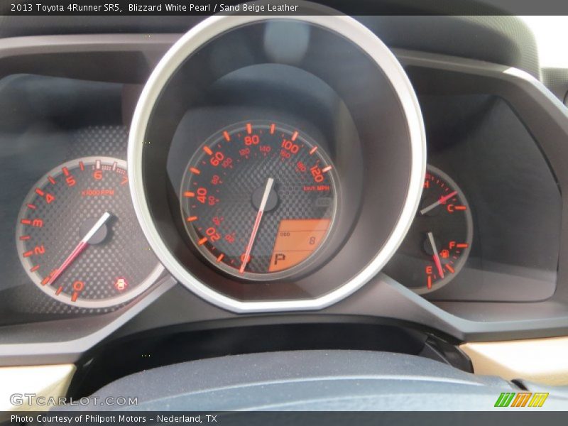 Blizzard White Pearl / Sand Beige Leather 2013 Toyota 4Runner SR5