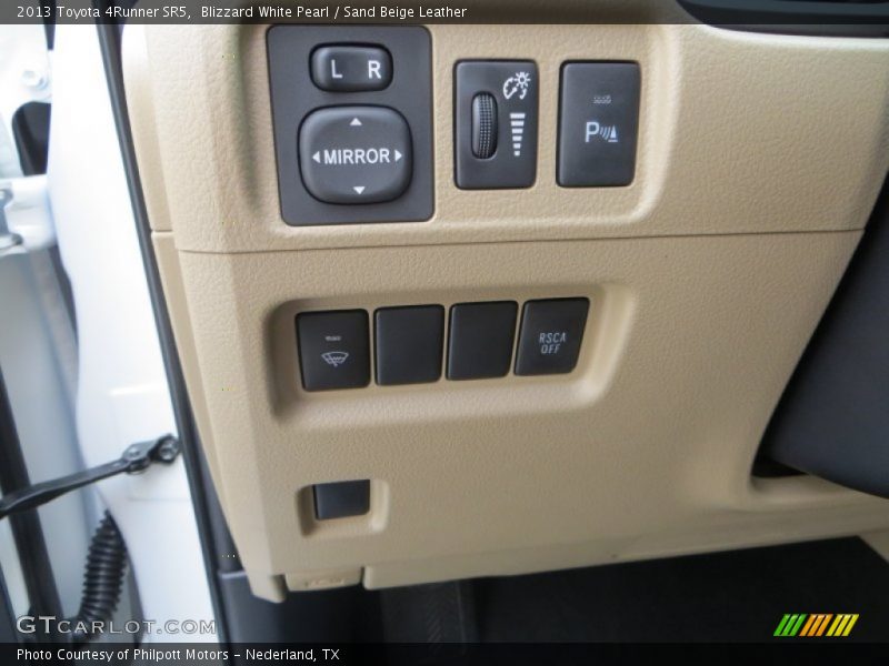 Blizzard White Pearl / Sand Beige Leather 2013 Toyota 4Runner SR5