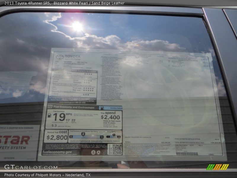 Blizzard White Pearl / Sand Beige Leather 2013 Toyota 4Runner SR5
