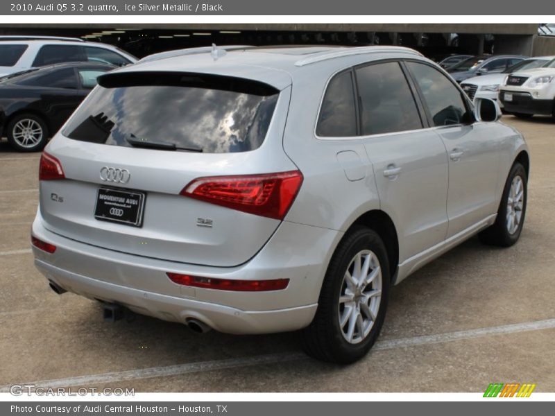 Ice Silver Metallic / Black 2010 Audi Q5 3.2 quattro