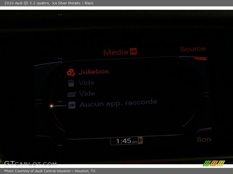 Ice Silver Metallic / Black 2010 Audi Q5 3.2 quattro