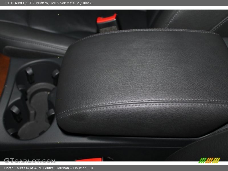 Ice Silver Metallic / Black 2010 Audi Q5 3.2 quattro