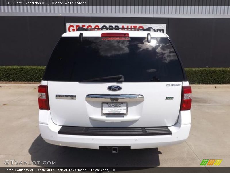 Oxford White / Stone 2012 Ford Expedition XLT