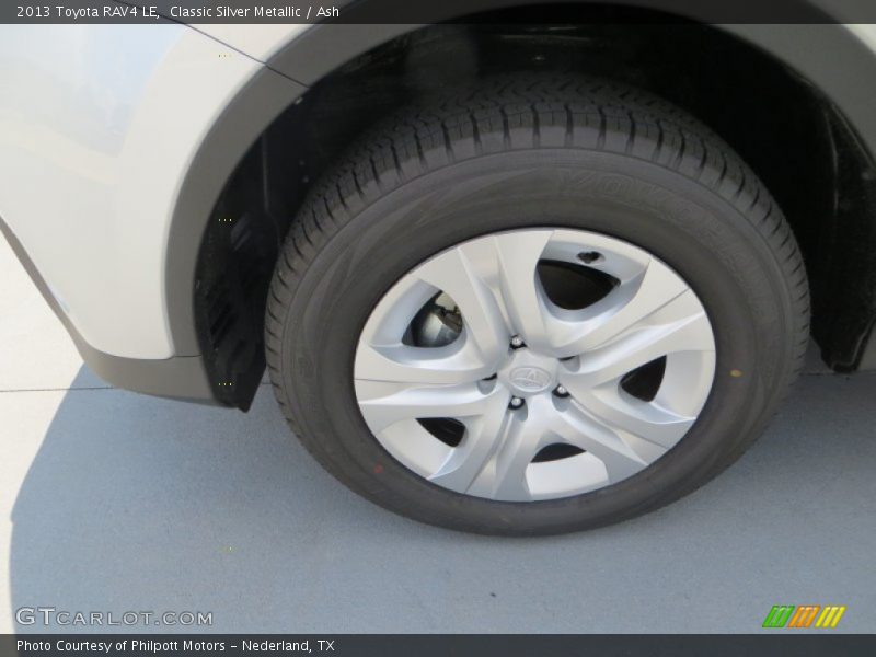 Classic Silver Metallic / Ash 2013 Toyota RAV4 LE