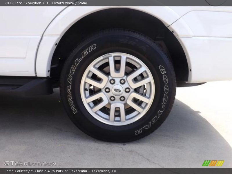 Oxford White / Stone 2012 Ford Expedition XLT