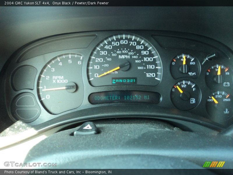 Onyx Black / Pewter/Dark Pewter 2004 GMC Yukon SLT 4x4