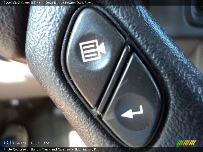 Onyx Black / Pewter/Dark Pewter 2004 GMC Yukon SLT 4x4