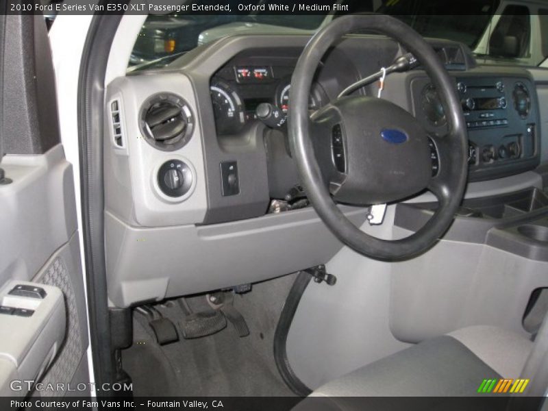 Oxford White / Medium Flint 2010 Ford E Series Van E350 XLT Passenger Extended