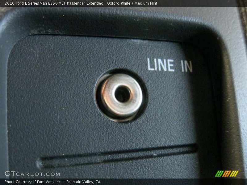 Oxford White / Medium Flint 2010 Ford E Series Van E350 XLT Passenger Extended