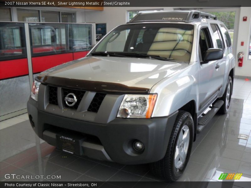 Silver Lightning Metallic / Steel/Graphite 2007 Nissan Xterra SE 4x4