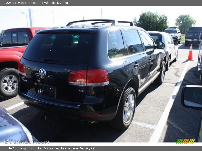 Black / Teak 2004 Volkswagen Touareg V8