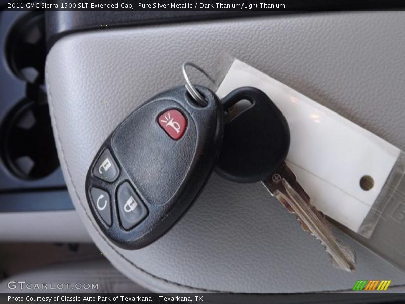 Keys of 2011 Sierra 1500 SLT Extended Cab