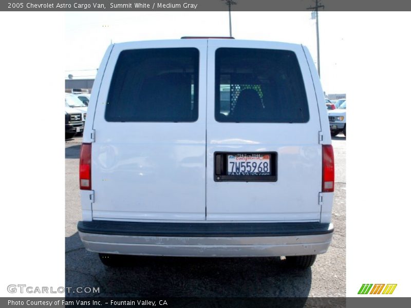 Summit White / Medium Gray 2005 Chevrolet Astro Cargo Van