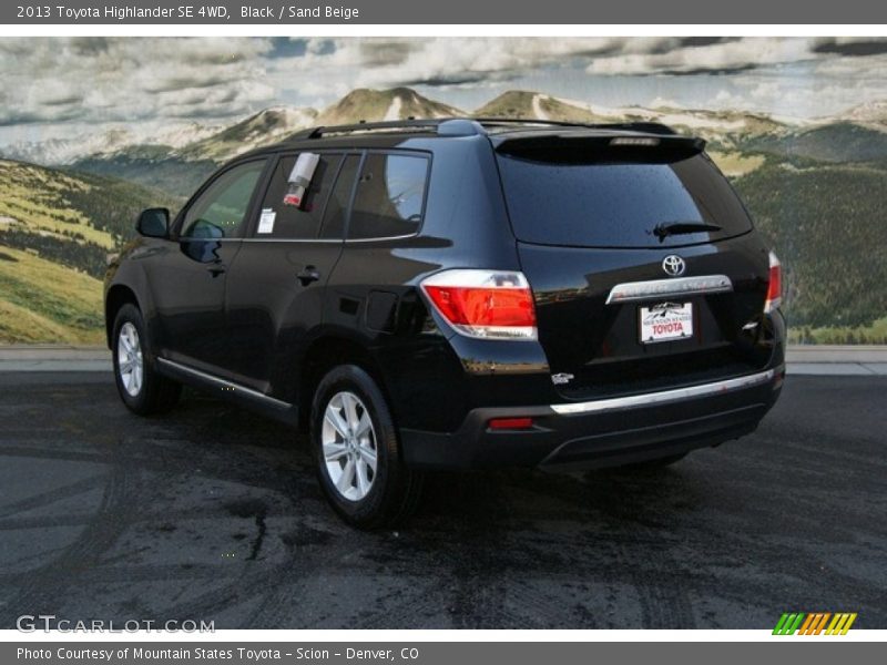 Black / Sand Beige 2013 Toyota Highlander SE 4WD
