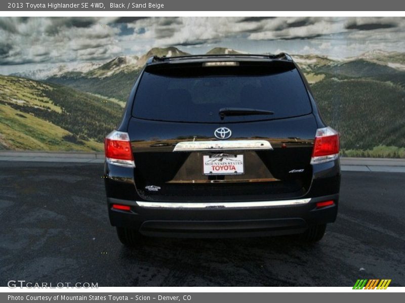Black / Sand Beige 2013 Toyota Highlander SE 4WD