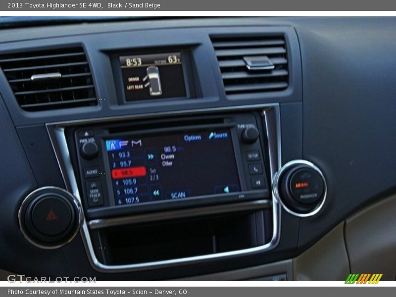 Black / Sand Beige 2013 Toyota Highlander SE 4WD