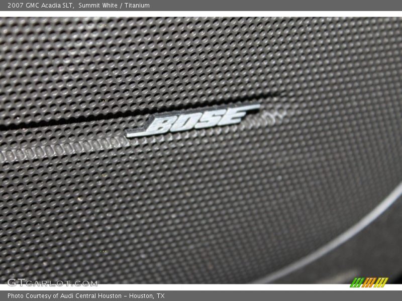 Summit White / Titanium 2007 GMC Acadia SLT