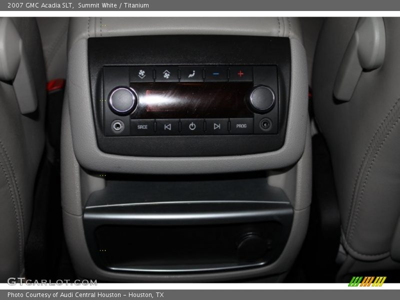 Summit White / Titanium 2007 GMC Acadia SLT