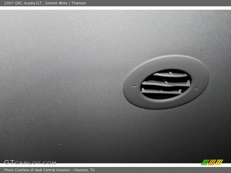 Summit White / Titanium 2007 GMC Acadia SLT