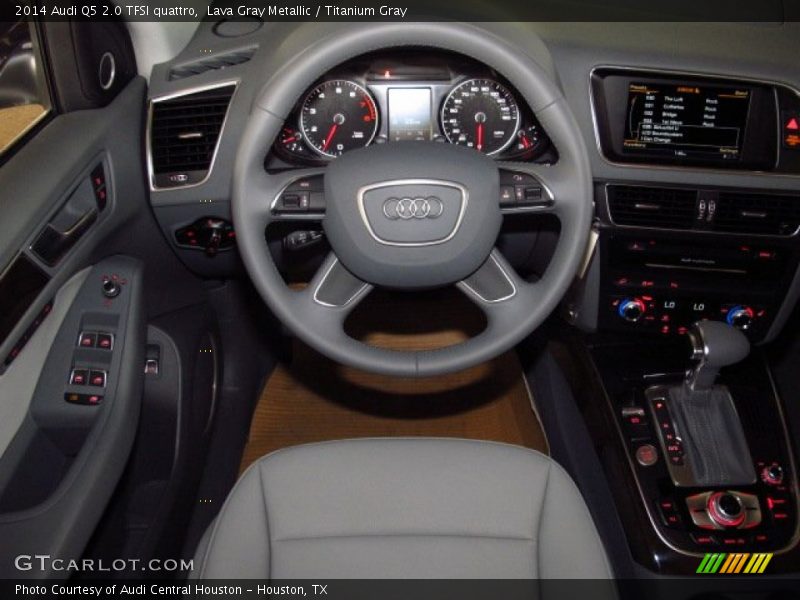 2014 Q5 2.0 TFSI quattro Steering Wheel