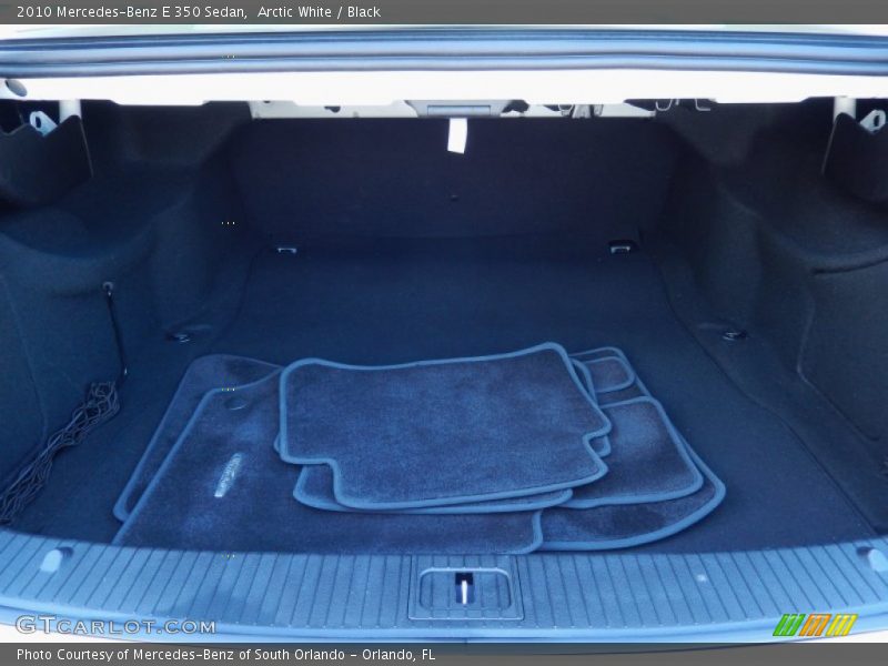  2010 E 350 Sedan Trunk