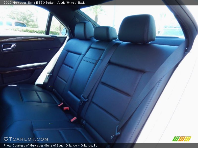 Arctic White / Black 2010 Mercedes-Benz E 350 Sedan