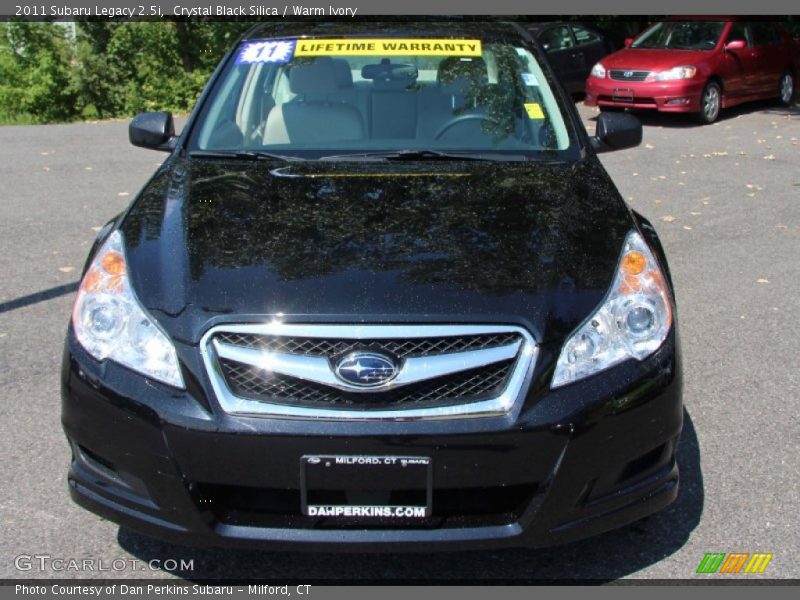 Crystal Black Silica / Warm Ivory 2011 Subaru Legacy 2.5i