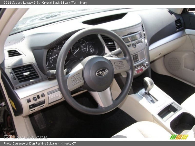 Crystal Black Silica / Warm Ivory 2011 Subaru Legacy 2.5i