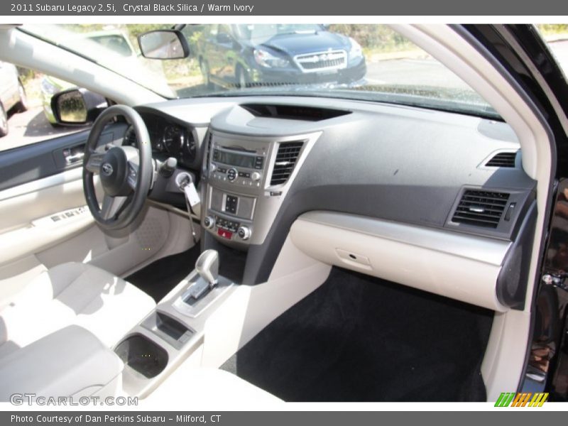 Crystal Black Silica / Warm Ivory 2011 Subaru Legacy 2.5i