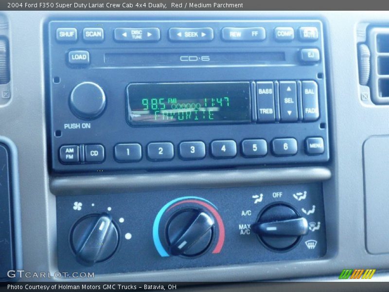 Controls of 2004 F350 Super Duty Lariat Crew Cab 4x4 Dually