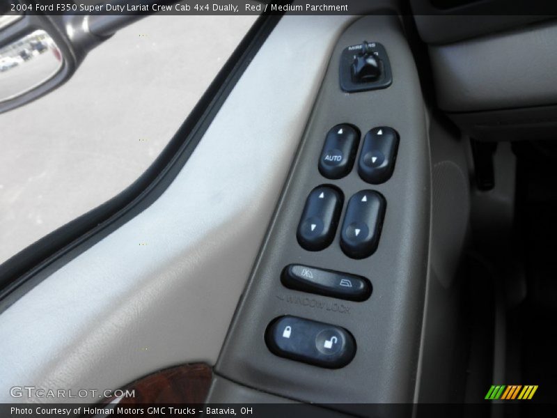 Controls of 2004 F350 Super Duty Lariat Crew Cab 4x4 Dually