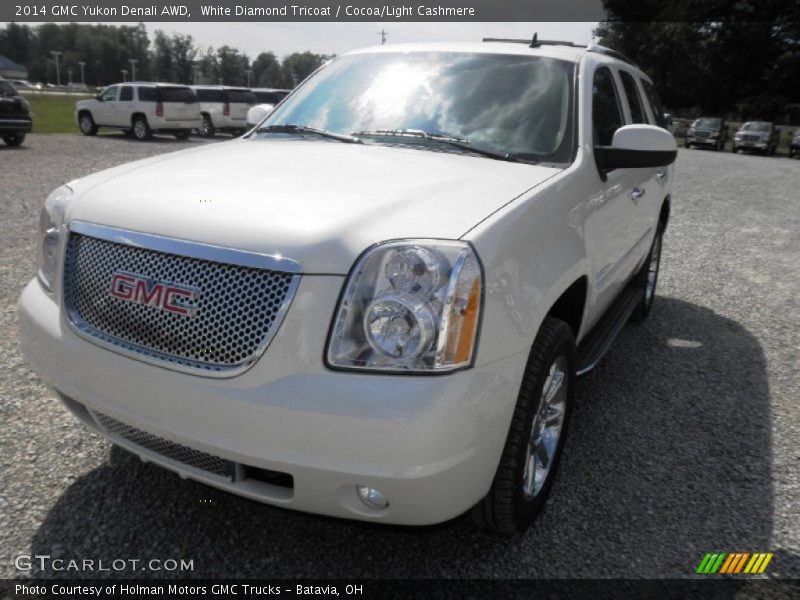 White Diamond Tricoat / Cocoa/Light Cashmere 2014 GMC Yukon Denali AWD