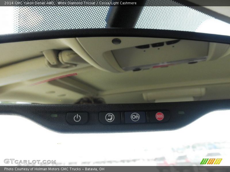 Controls of 2014 Yukon Denali AWD
