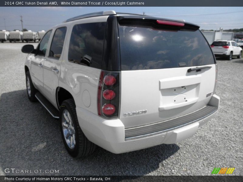 White Diamond Tricoat / Cocoa/Light Cashmere 2014 GMC Yukon Denali AWD