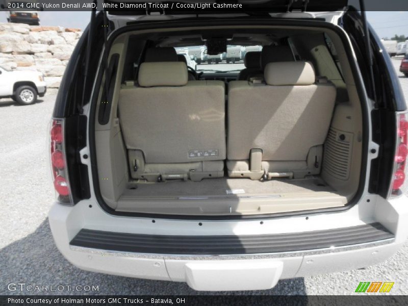  2014 Yukon Denali AWD Trunk