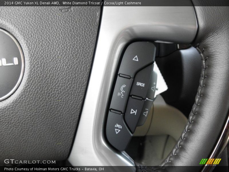 Controls of 2014 Yukon XL Denali AWD