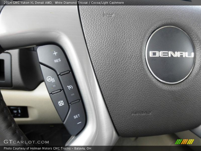Controls of 2014 Yukon XL Denali AWD